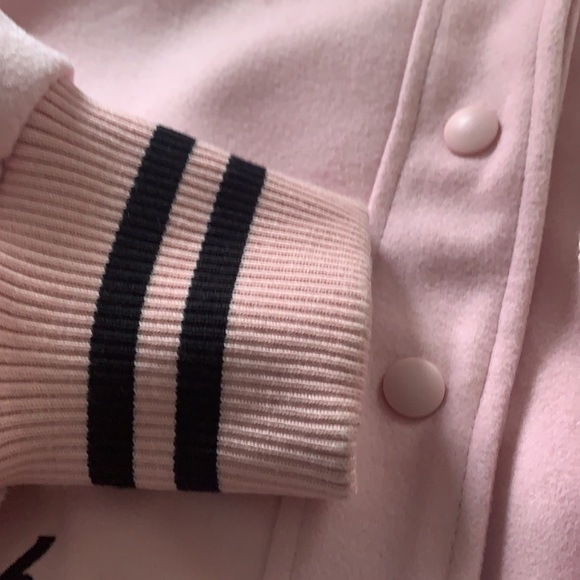 Forever 21 - Picture 5 of 13